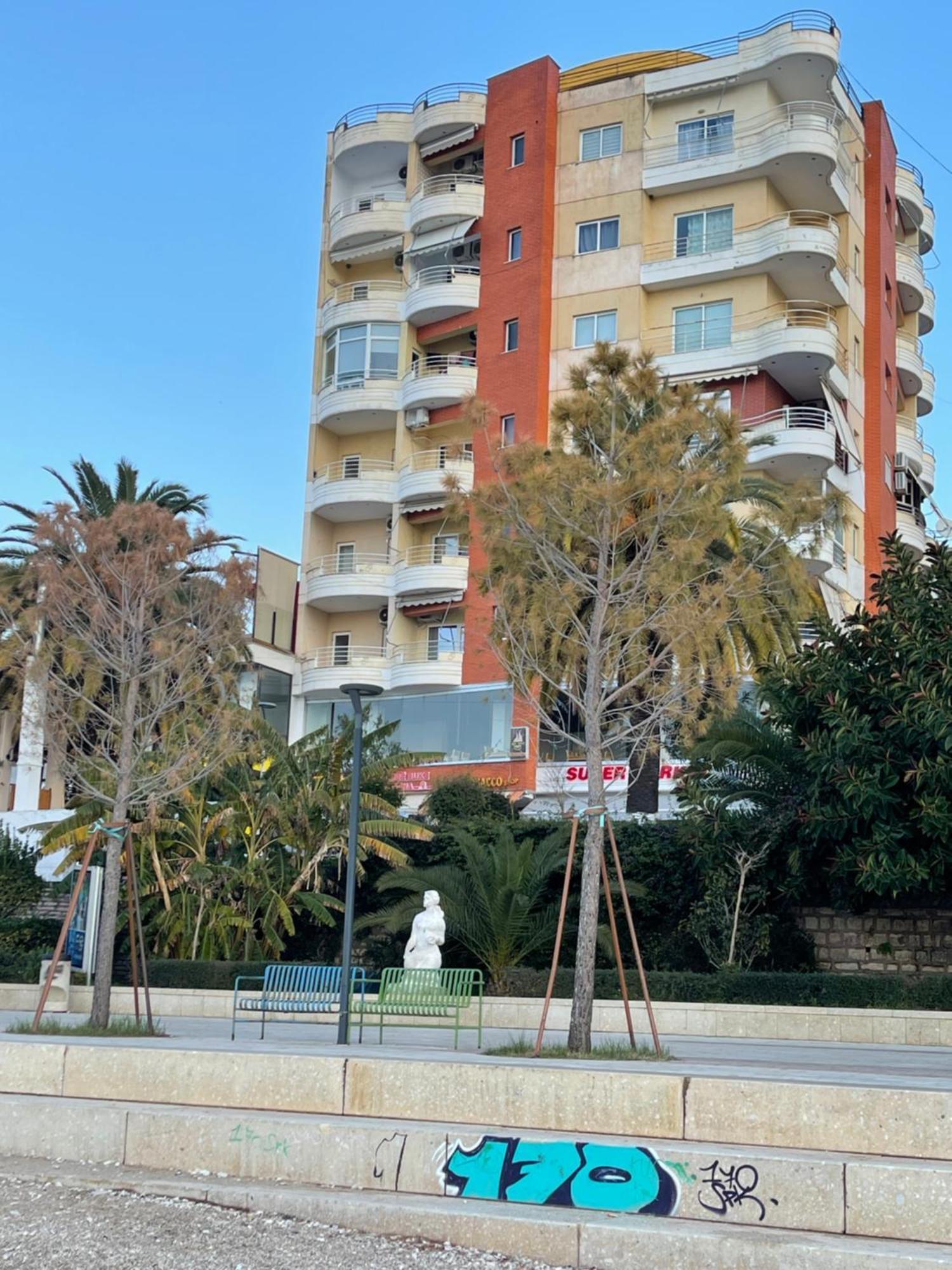 Caramel Sun Studios Apts Sarande Luaran gambar